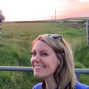 Meet your Posher, Adrienne